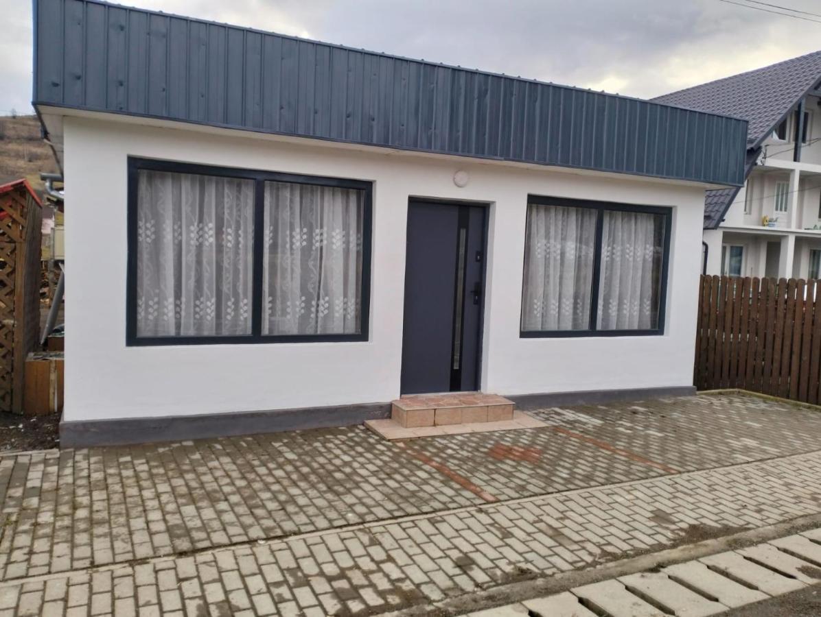 Kub A Villa Salamás Kültér fotó